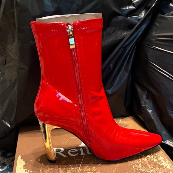 NWT Red Patent Leather Wide Calf Ankle Boots size 6.5 - Picture 3 of 8